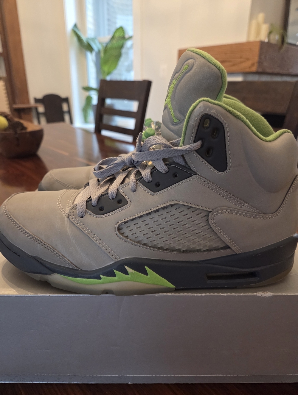 Nike Air Jordan 5 Retro 'Green Bean' Men's Size 9